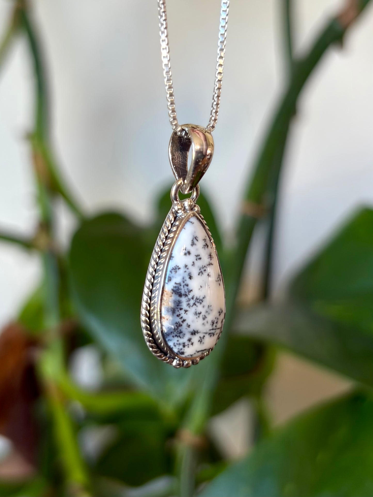 Dendritic Agate Necklace