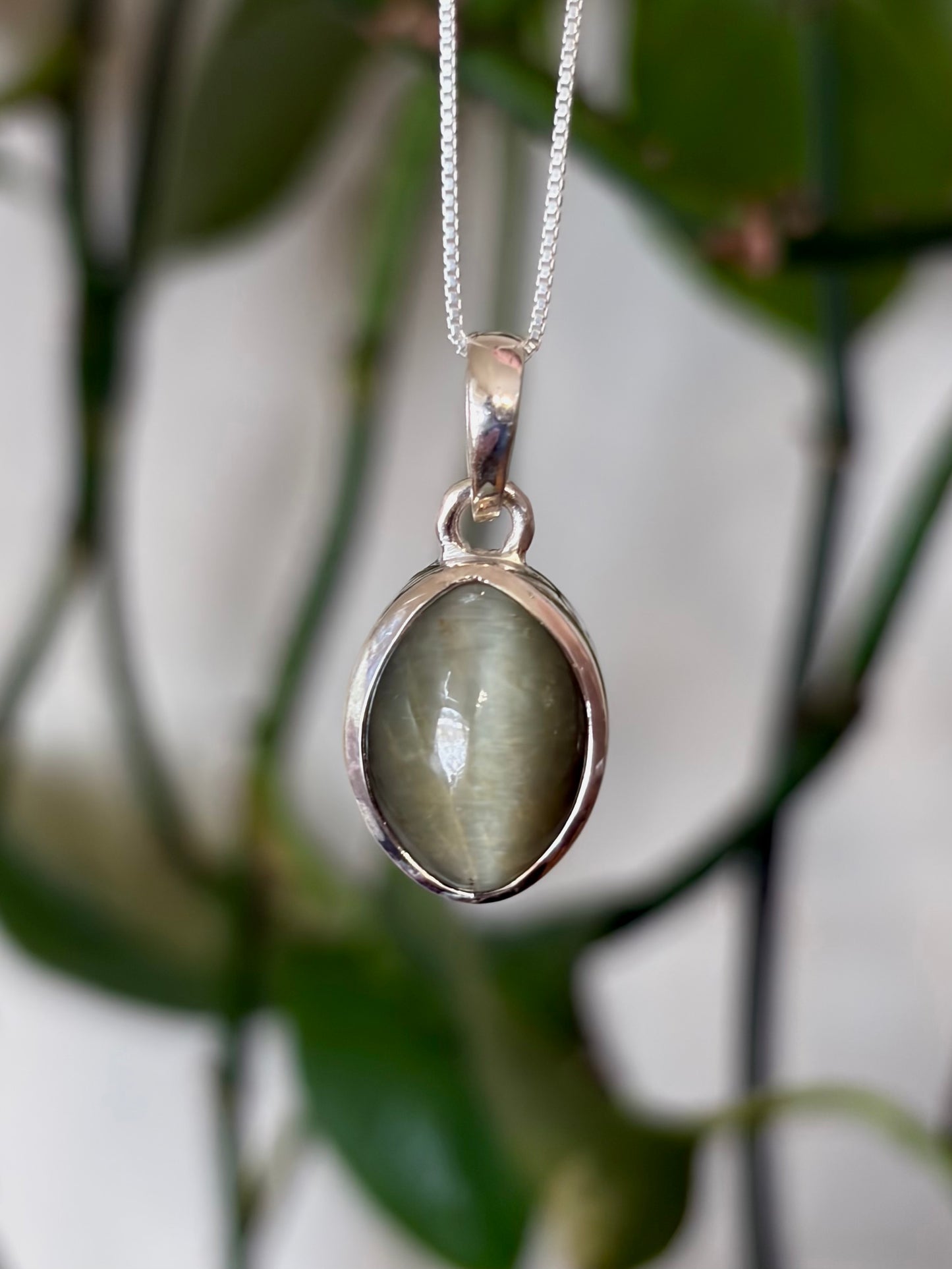 Green Cats Eye Necklace