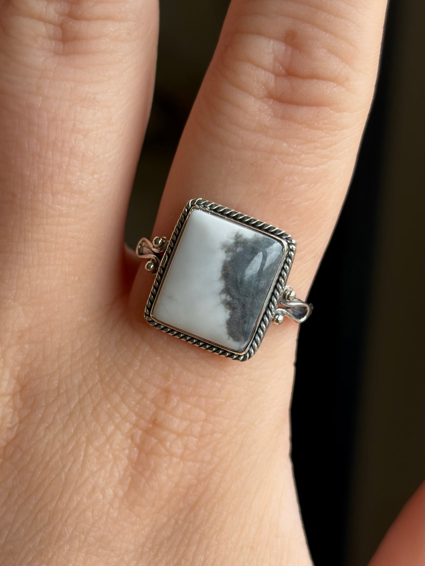Howlite Ring - Size 10