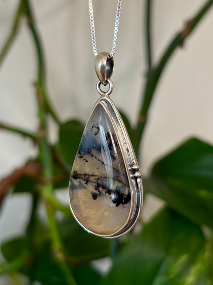 Plume Agate Necklace