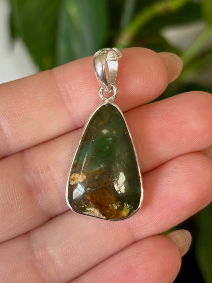 Chrome Chalcedony Necklace