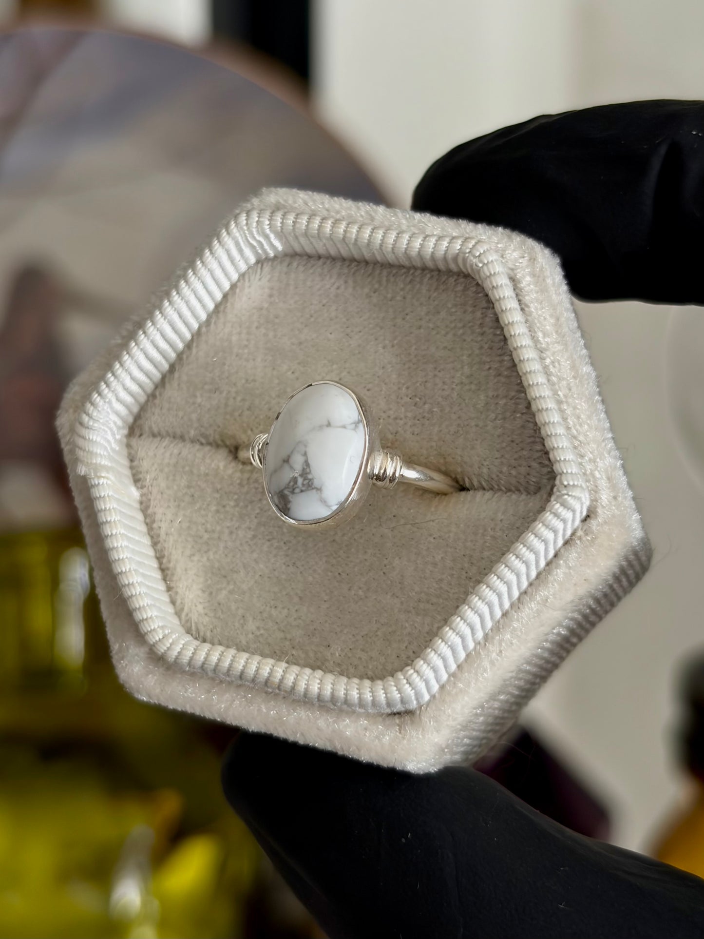 Howlite Ring - Size 6