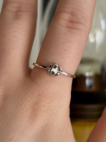 Frog Ring