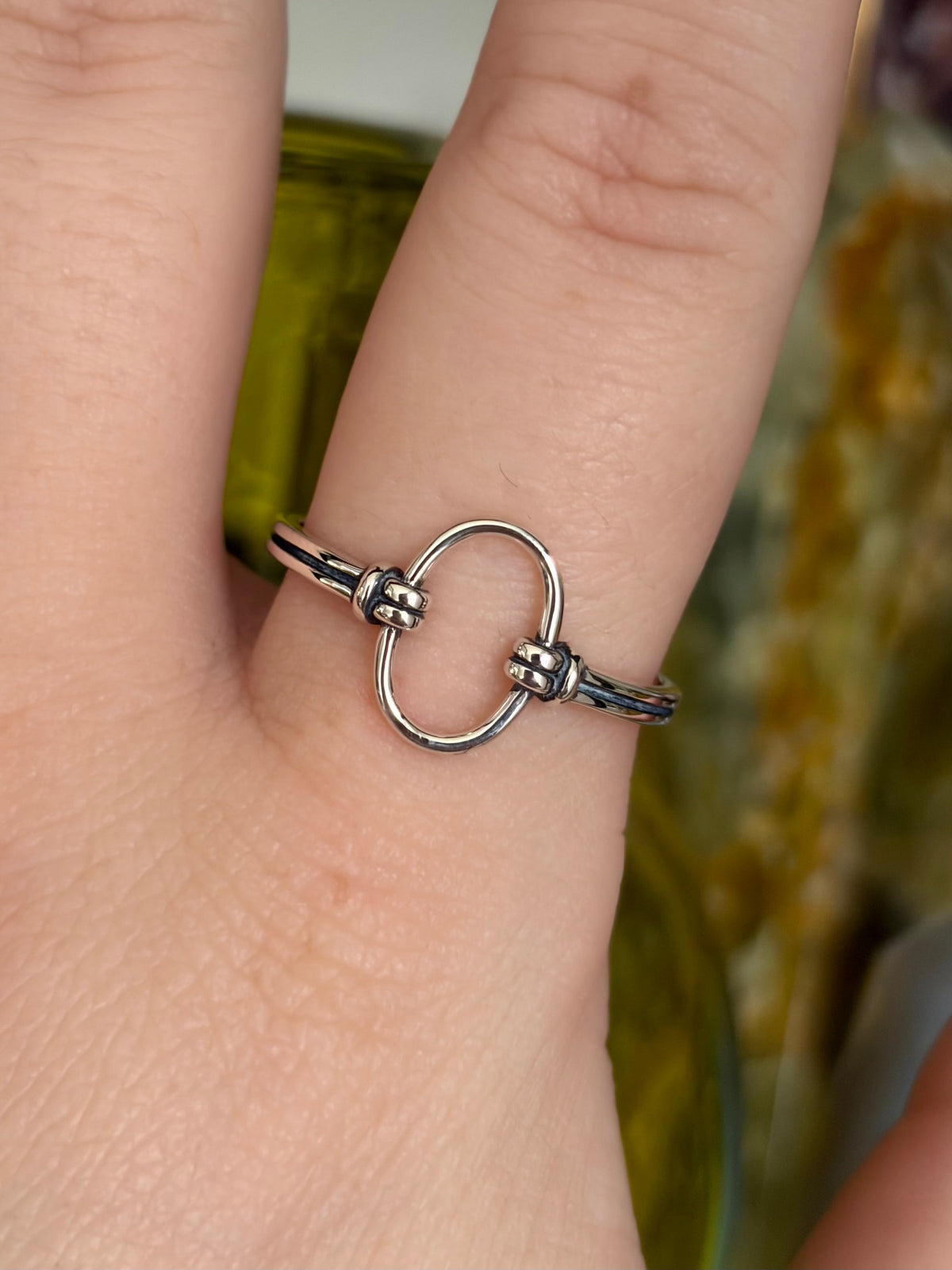 Continuum Ring