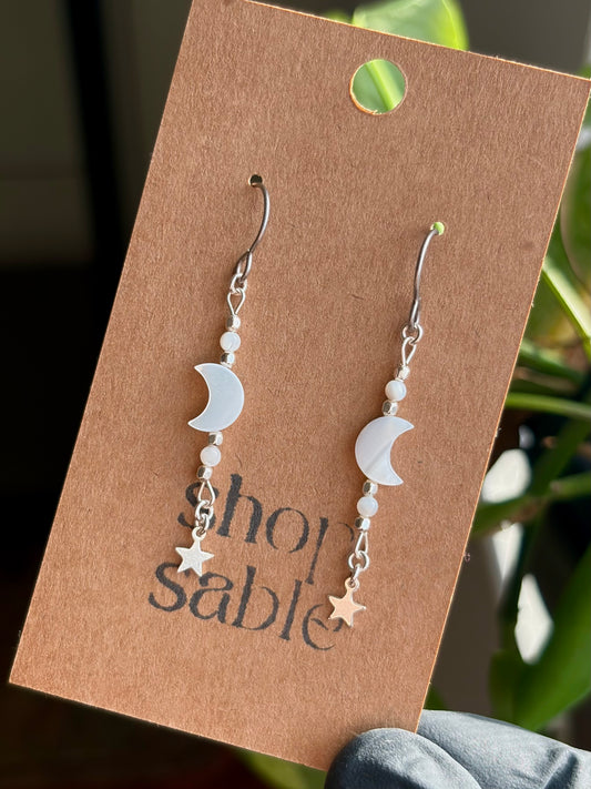 Lucent Mother of Pearl Earrings