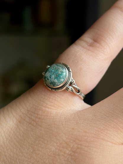 Green Seam Agate Ring - Size 5