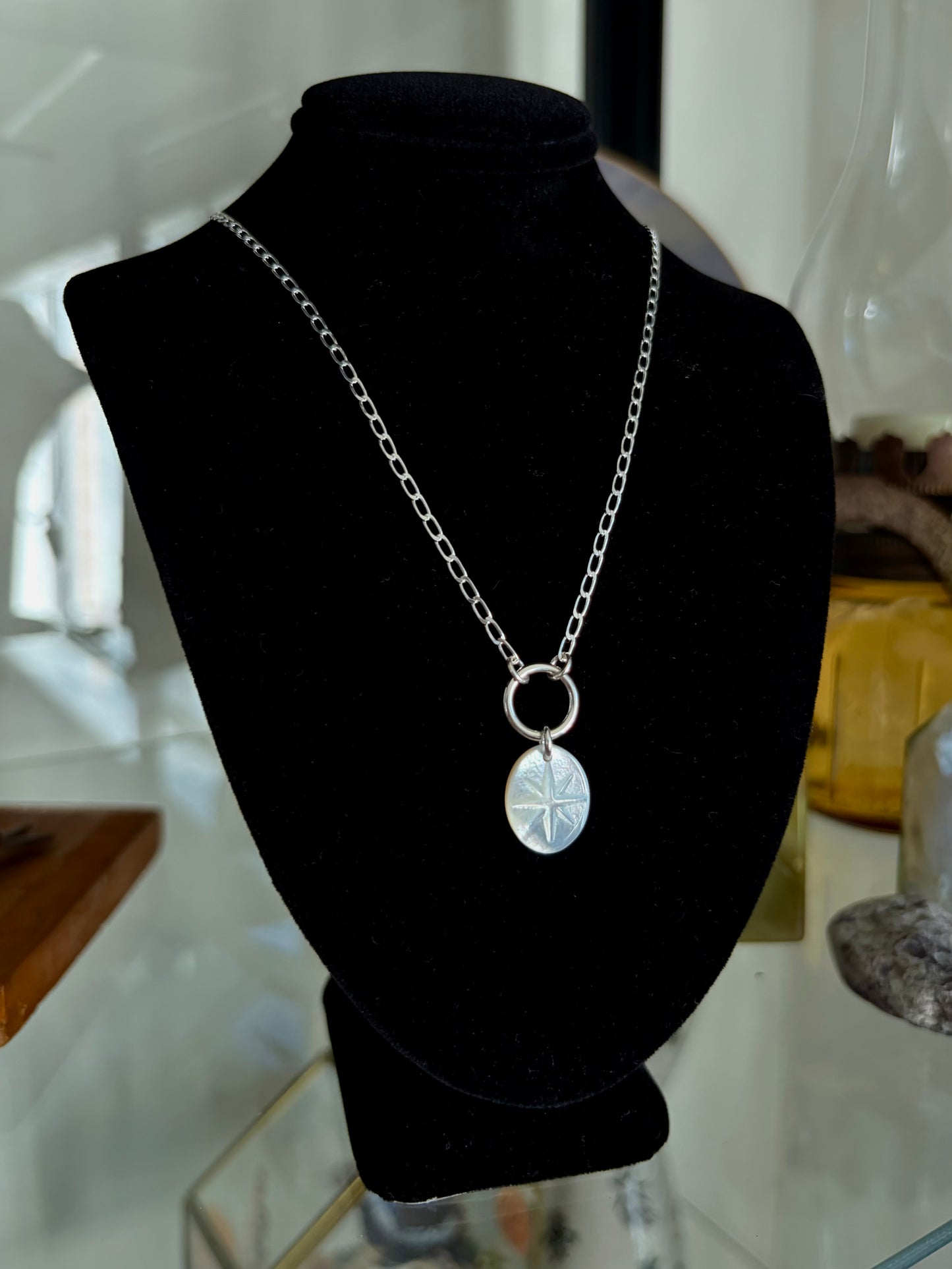 Mother of Pearl Star O-Ring Necklace