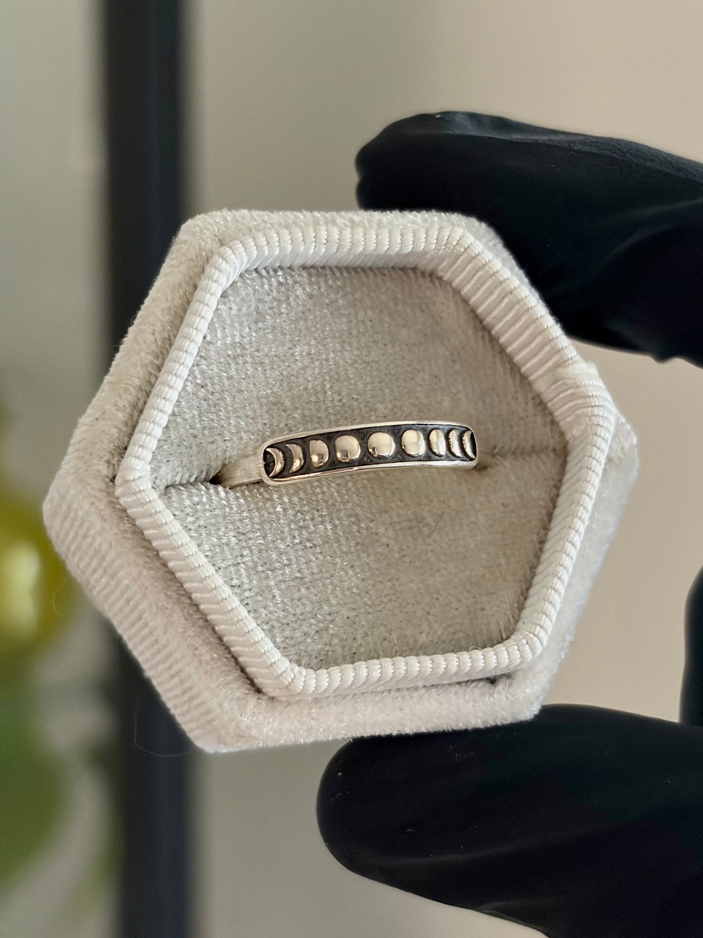 Echelon Ring