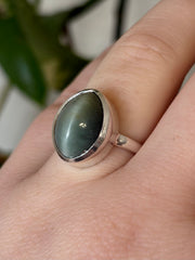 Green Cats Eye Ring - Size 7