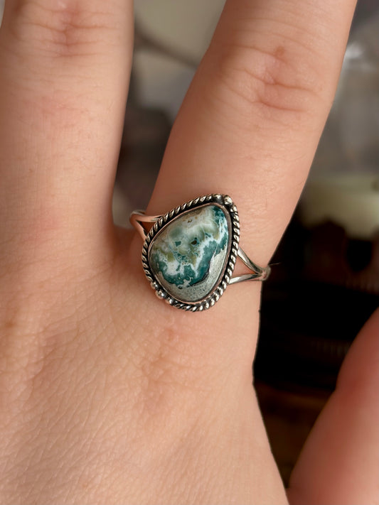 Green Seam Agate Ring - Size 10