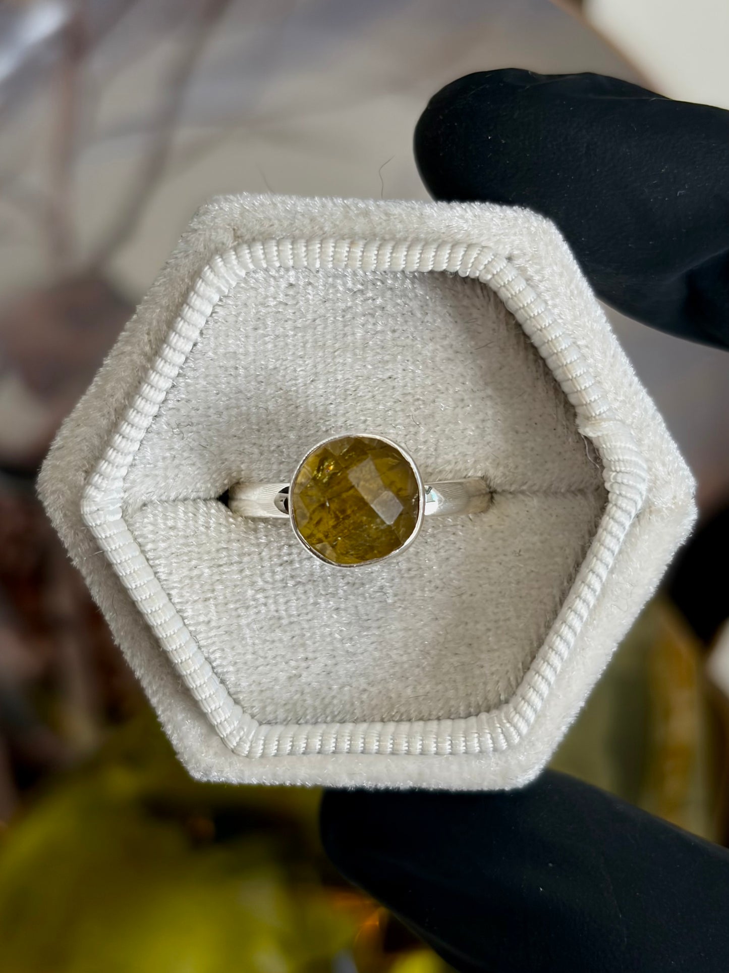 Green Garnet Ring - Size 8