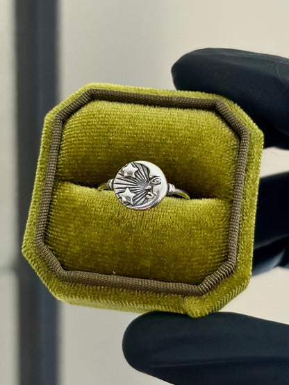 Nouveau Ring
