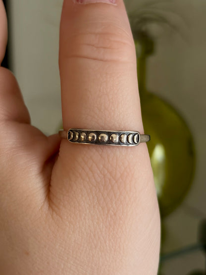 Echelon Ring