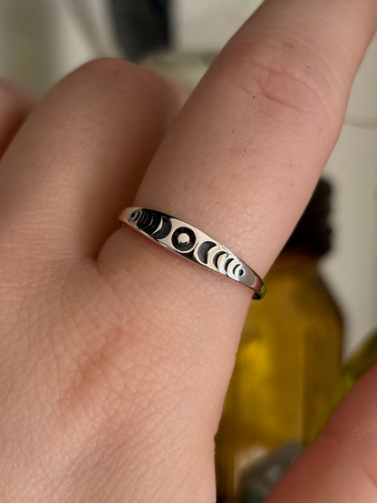 Obscyra Ring