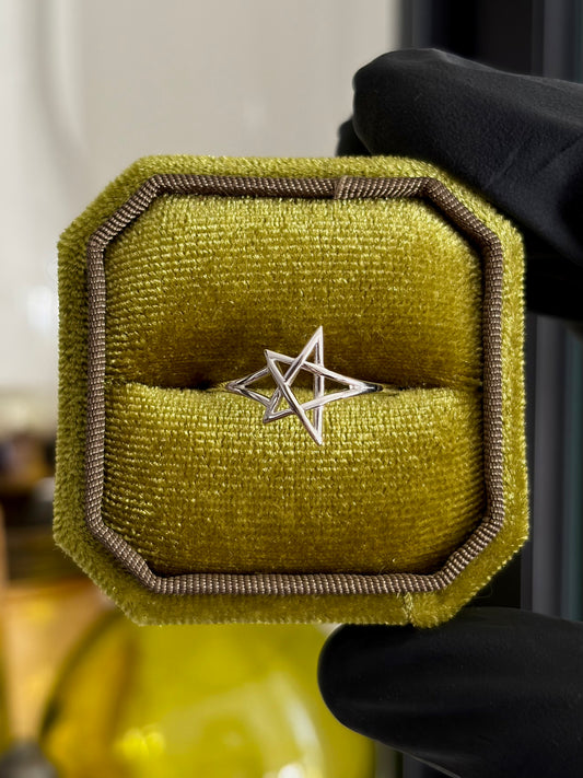 Scrawl Ring
