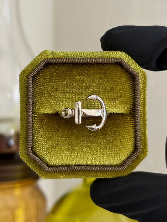 Anchor Ring