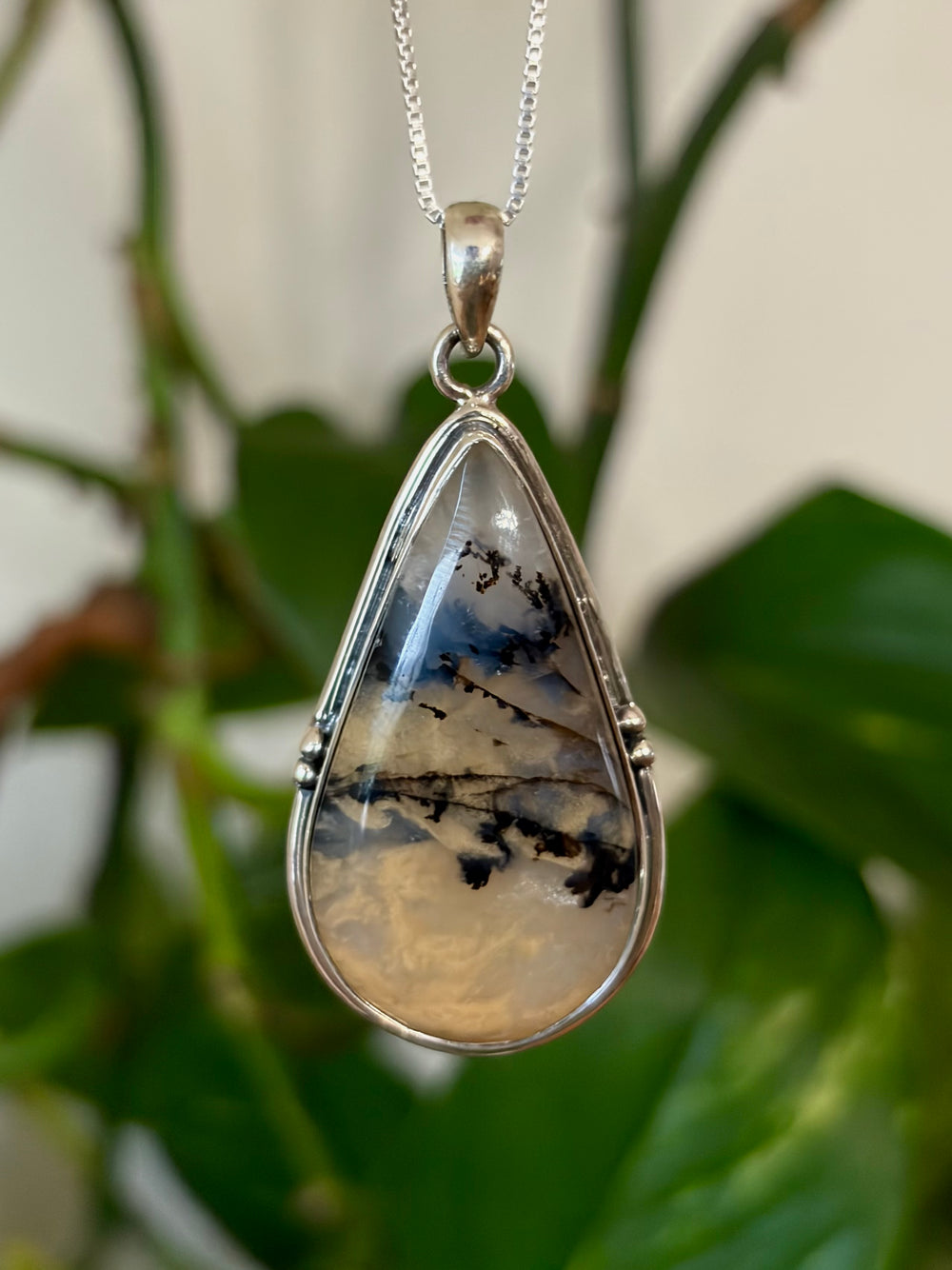 Plume Agate Necklace