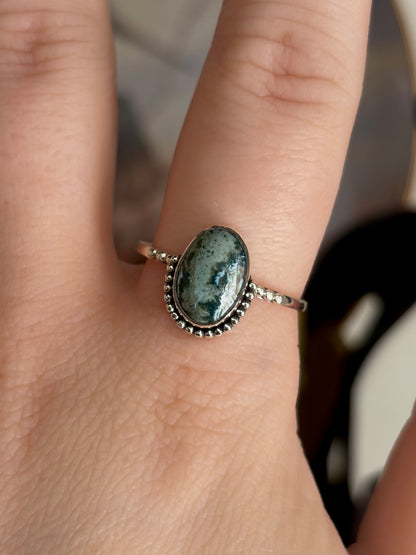 Green Seam Agate Ring - Size 10