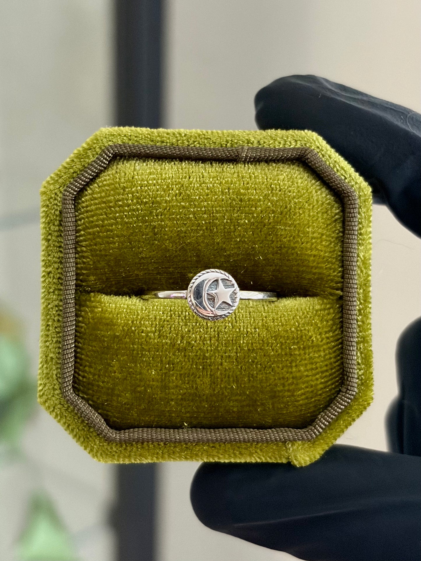 Eira Ring
