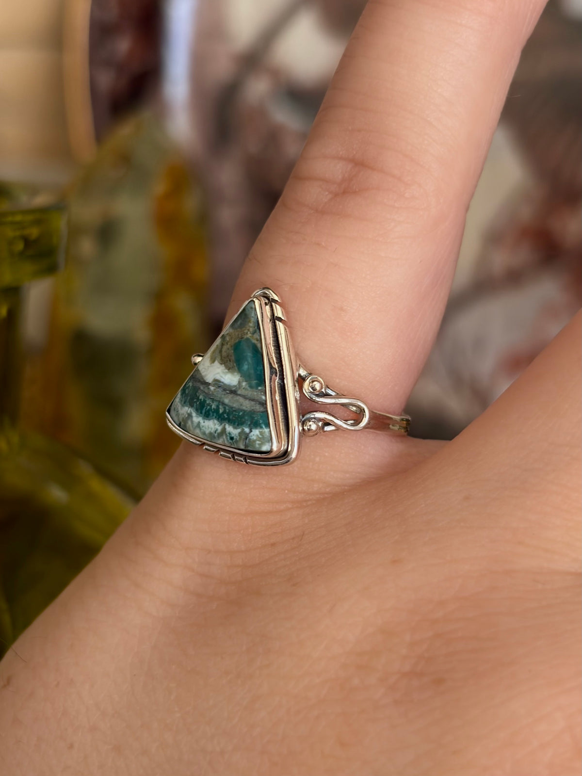 Green Seam Agate Ring - Size 6