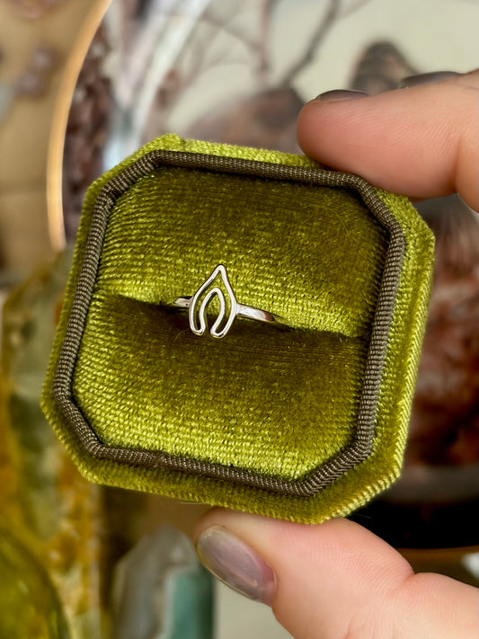 Wishbone Ring