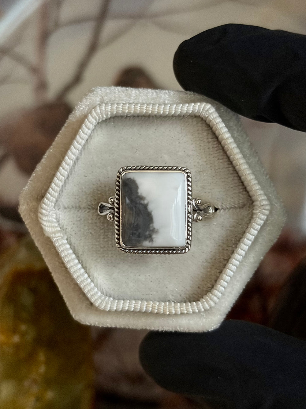 Howlite Ring - Size 10