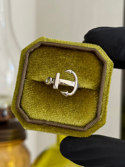 Anchor Ring