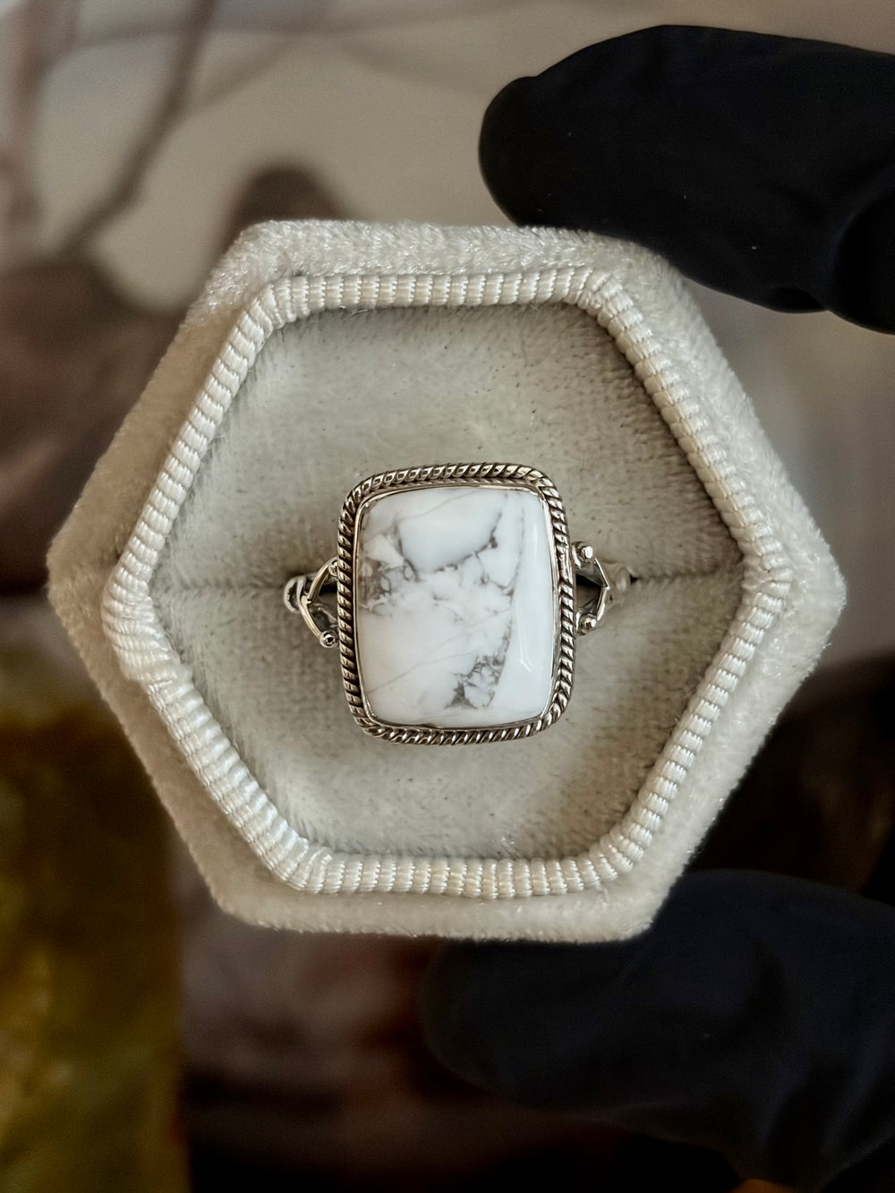 Howlite Ring - Size 10