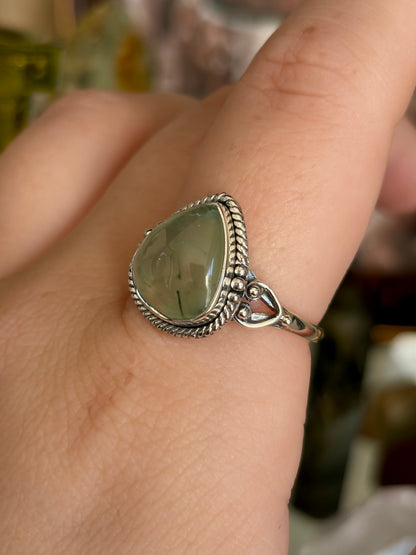 Prehnite Ring - Size 9
