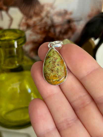 Lemon Chrysoprase Necklace