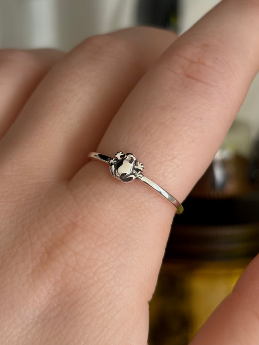 Frog Ring