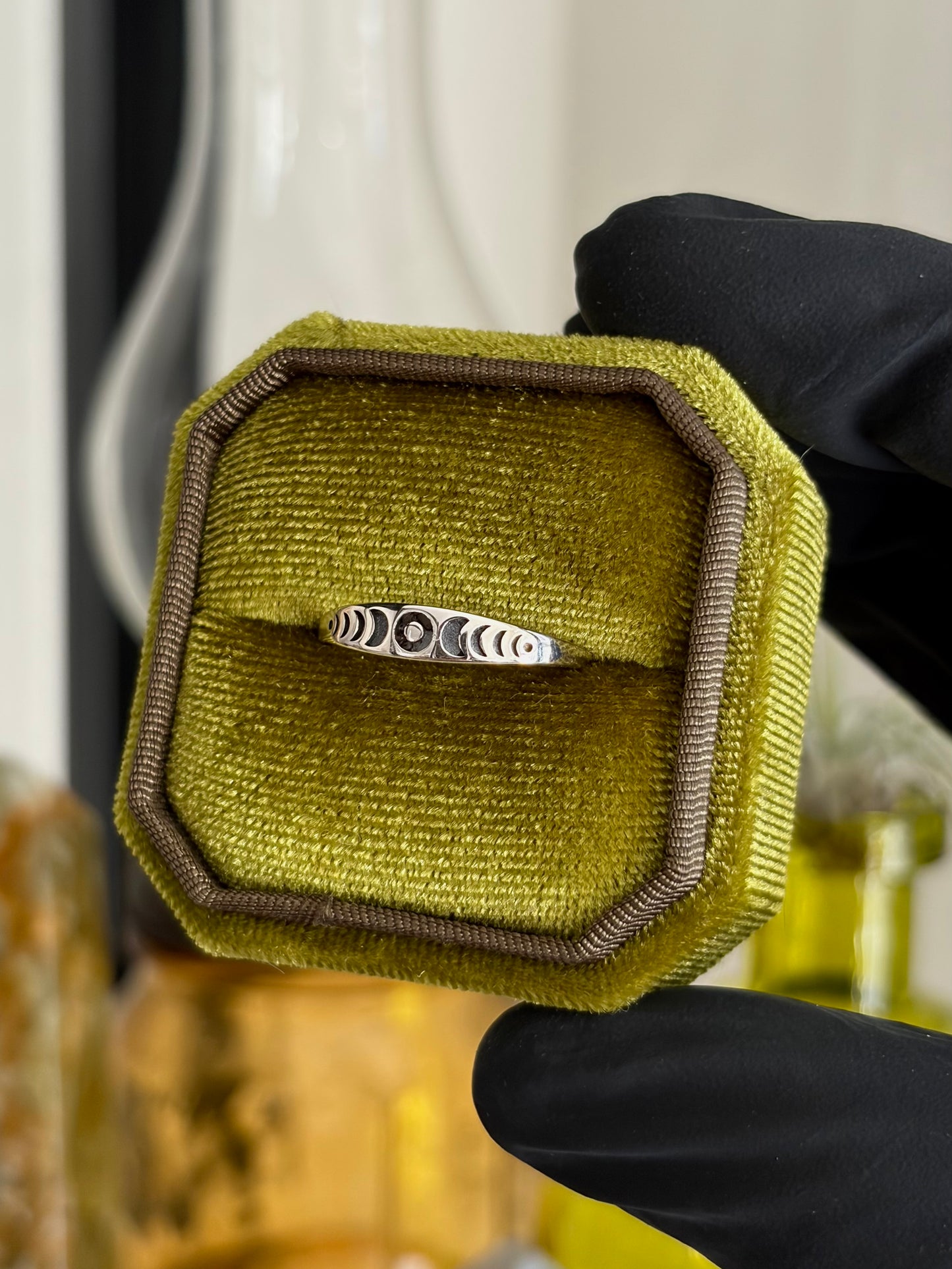 Obscyra Ring