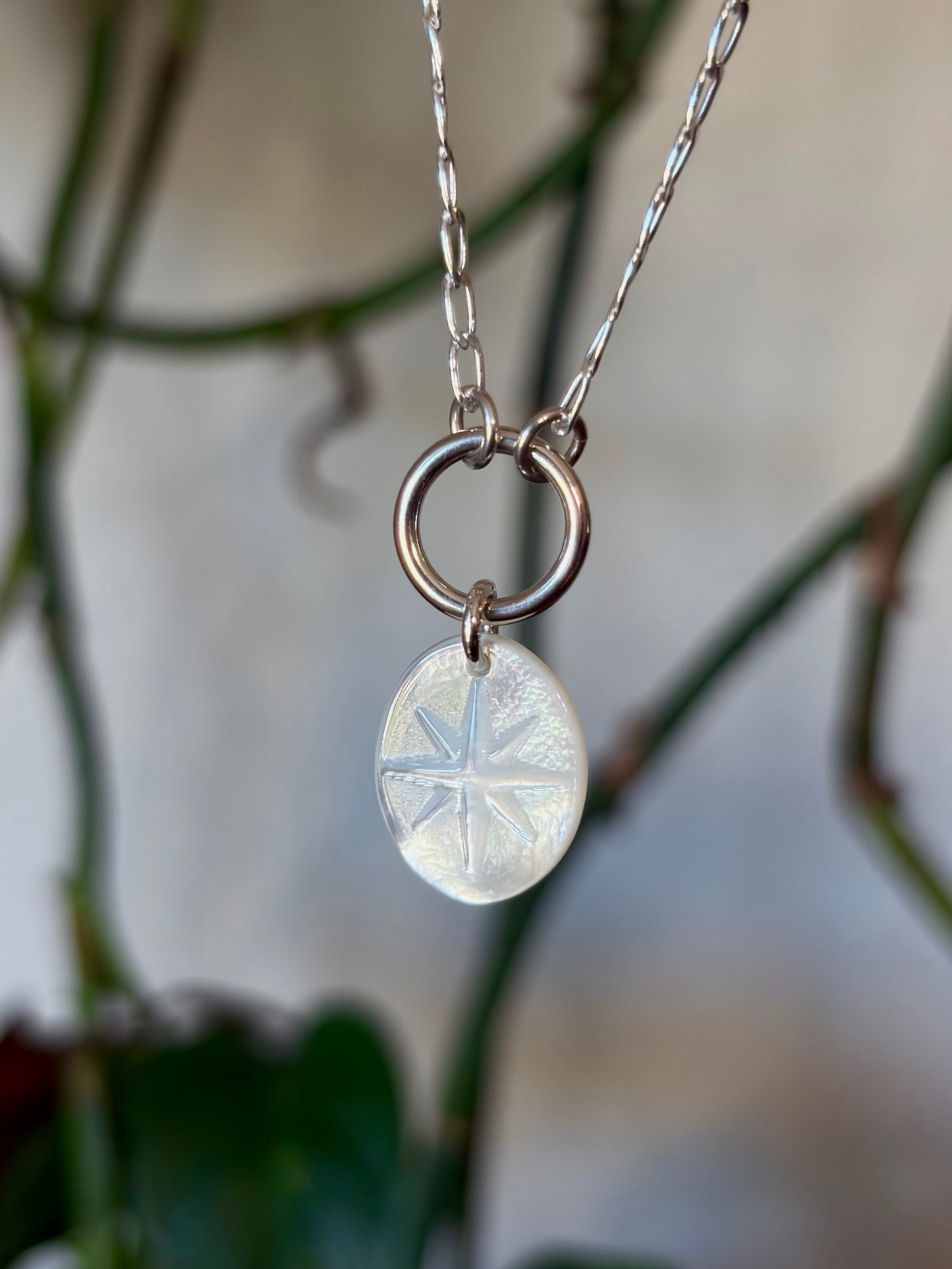 Mother of Pearl Star O-Ring Necklace