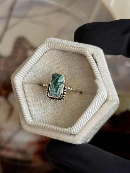 Green Seam Agate Ring - Size 5