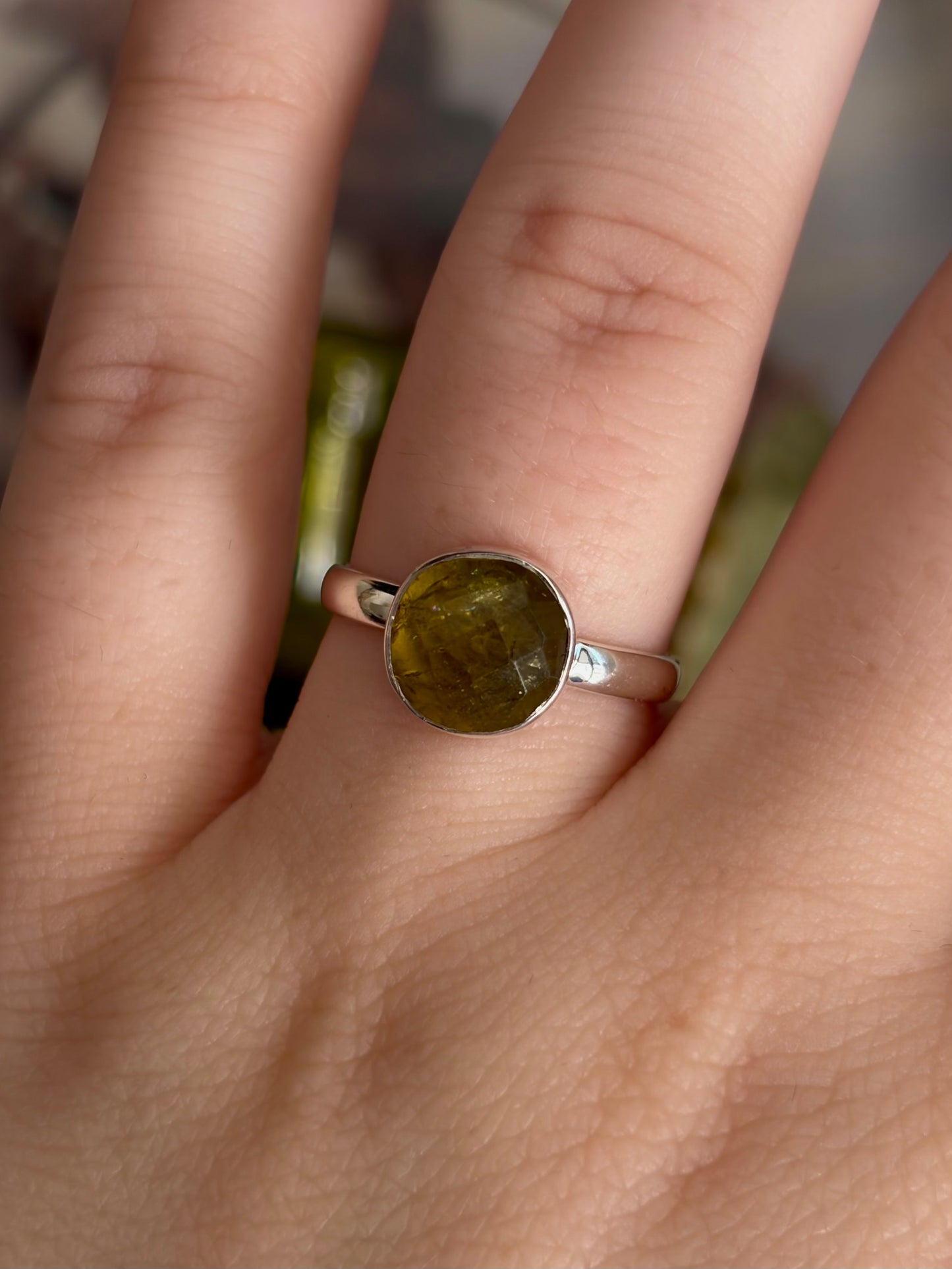 Green Garnet Ring - Size 8