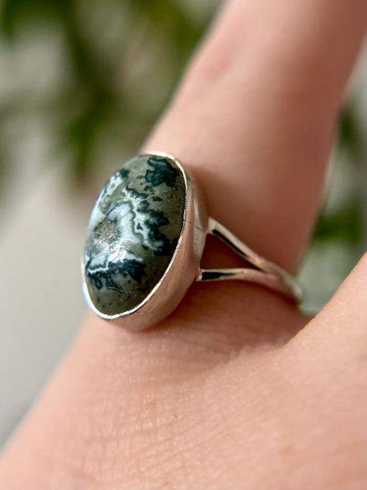 Green Seam Agate Ring - Size 6.25