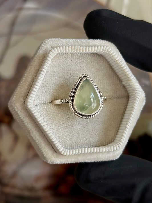 Prehnite Ring - Size 9