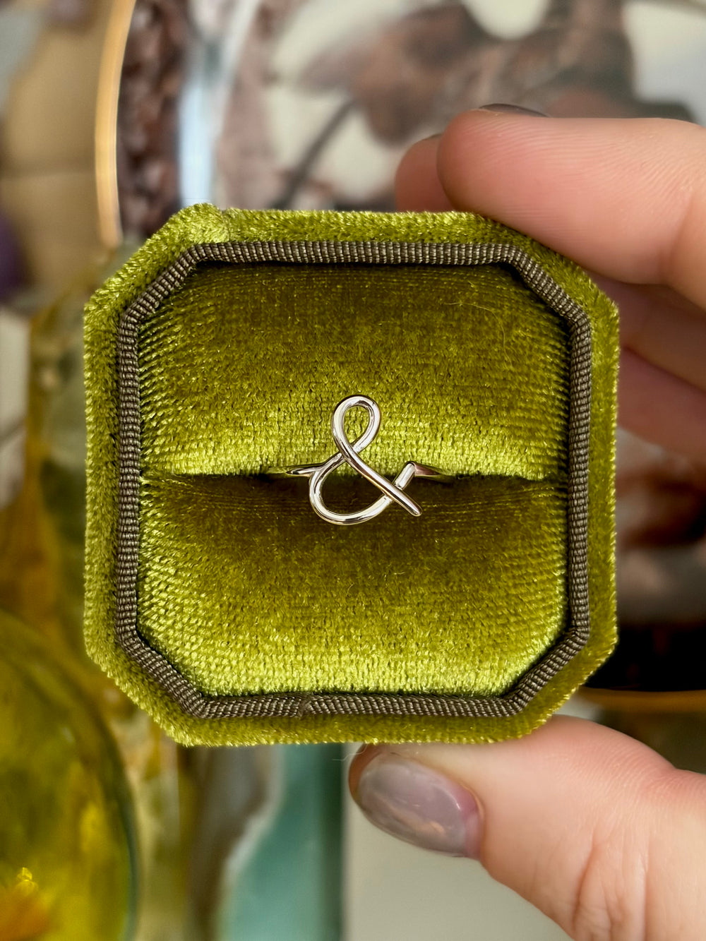Ampersand Ring