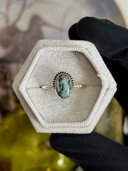 Green Seam Agate Ring - Size 10