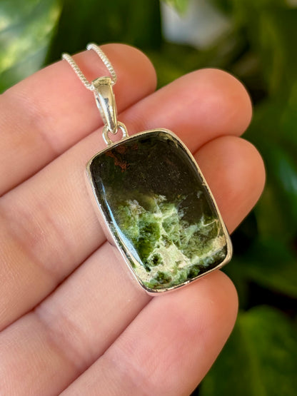 Chrome Chalcedony Necklace