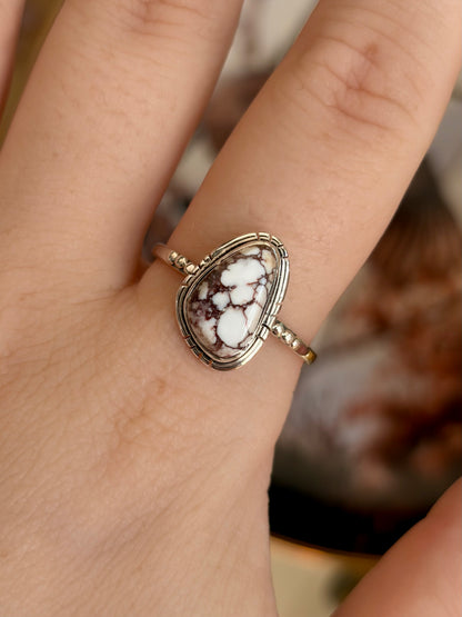 Wild Horse Magnesite Ring - Size 10