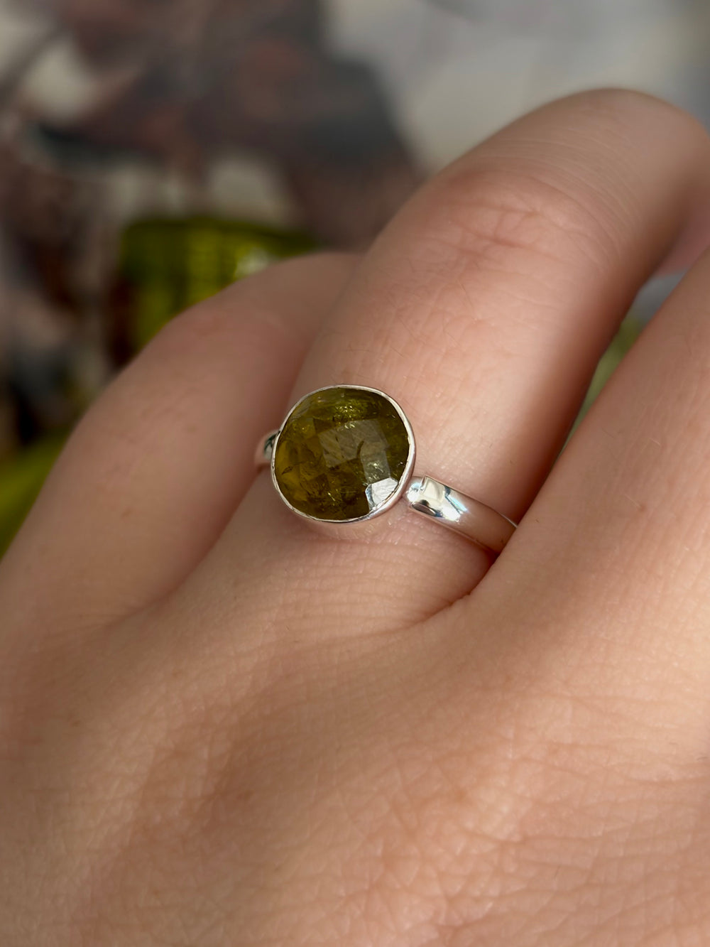 Green Garnet Ring - Size 8