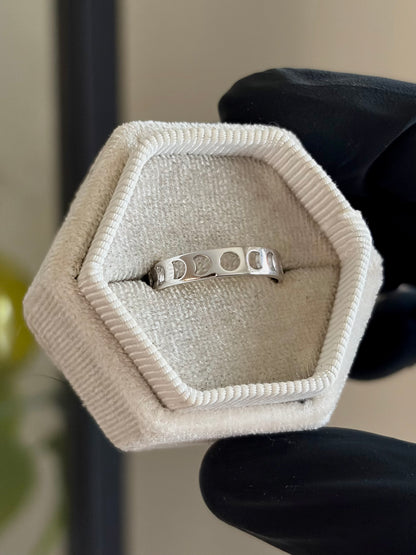 Hollow Moonlight Ring