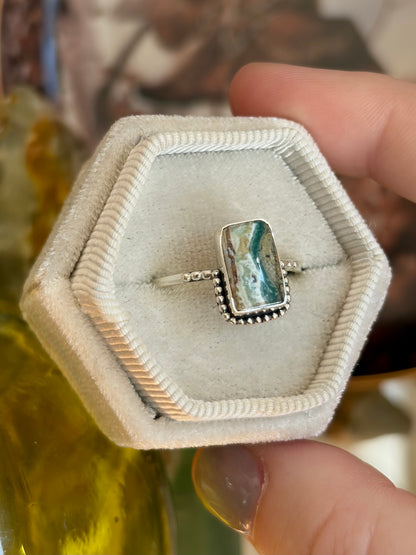 Green Seam Agate Ring - Size 10