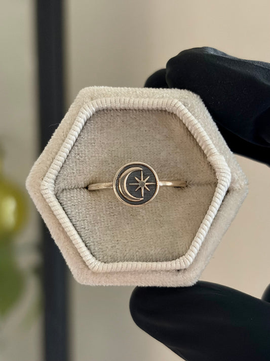 Nyx Ring