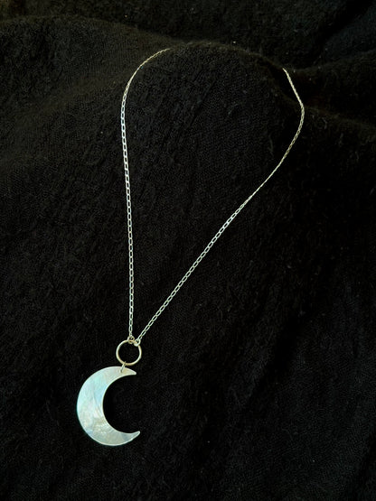 Mother of Pearl Crescent O-Ring Necklace