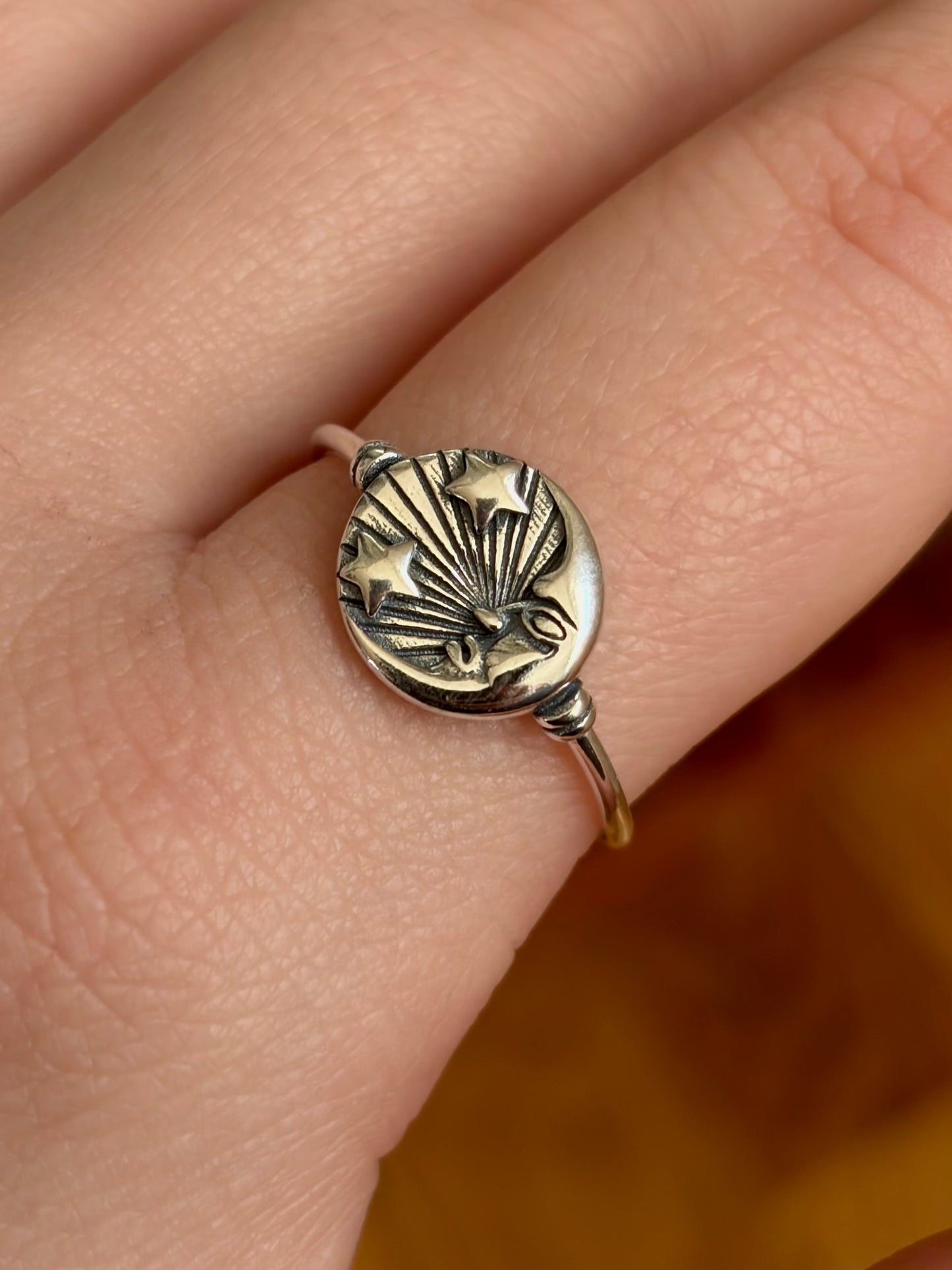 Nouveau Ring