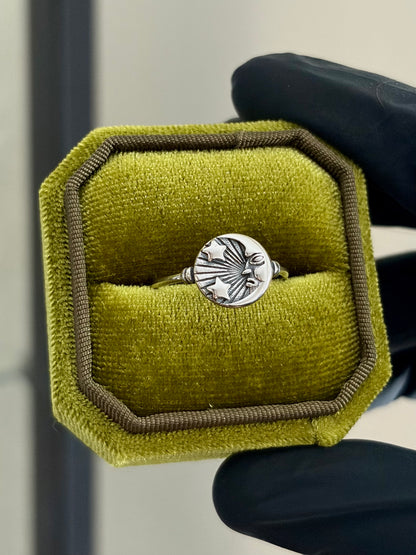Nouveau Ring