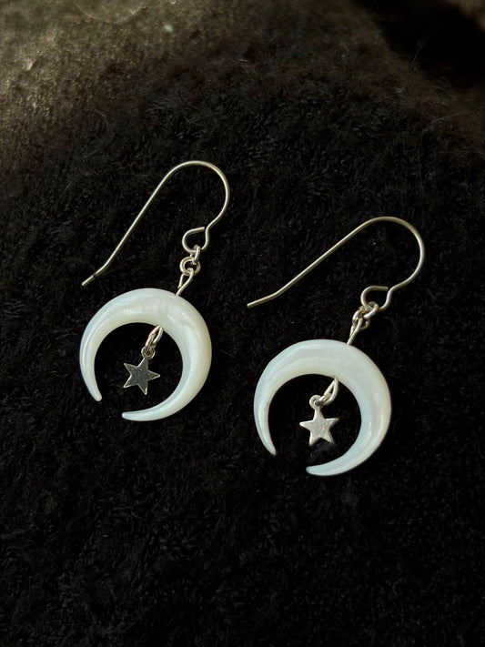 Asteria Mother of Pearl Earrings