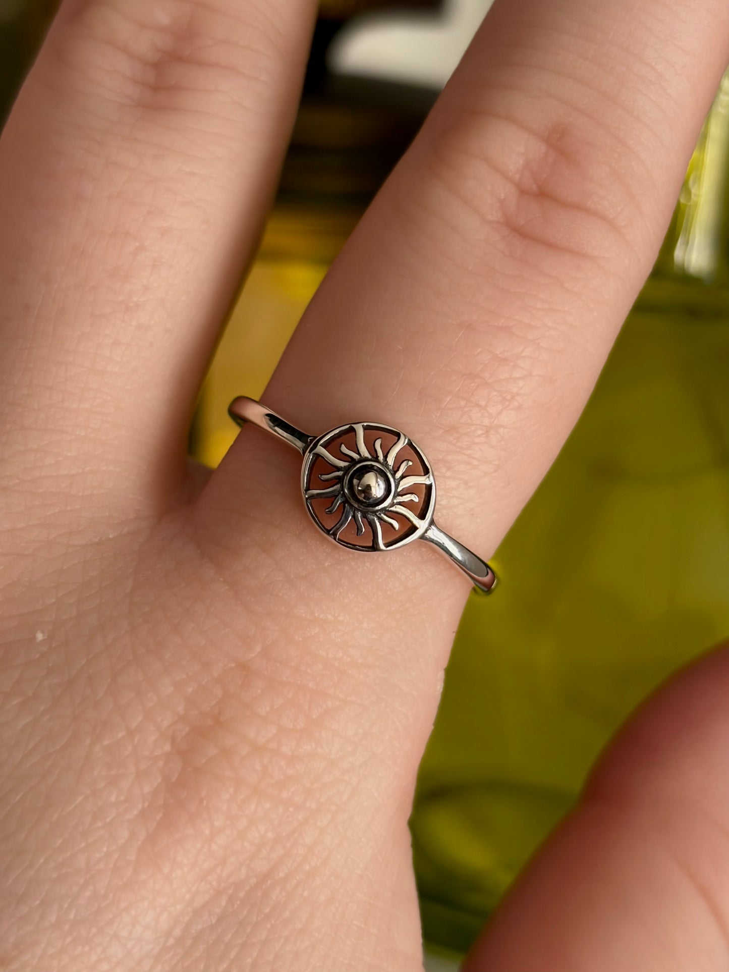 Sunroot Ring